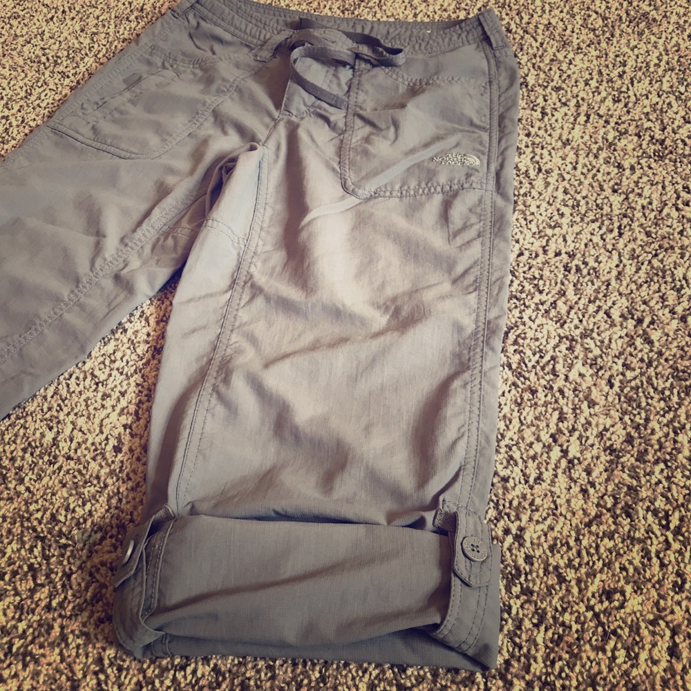 🌸The North Face🌸 Roll-up Hiking Nylon Pant